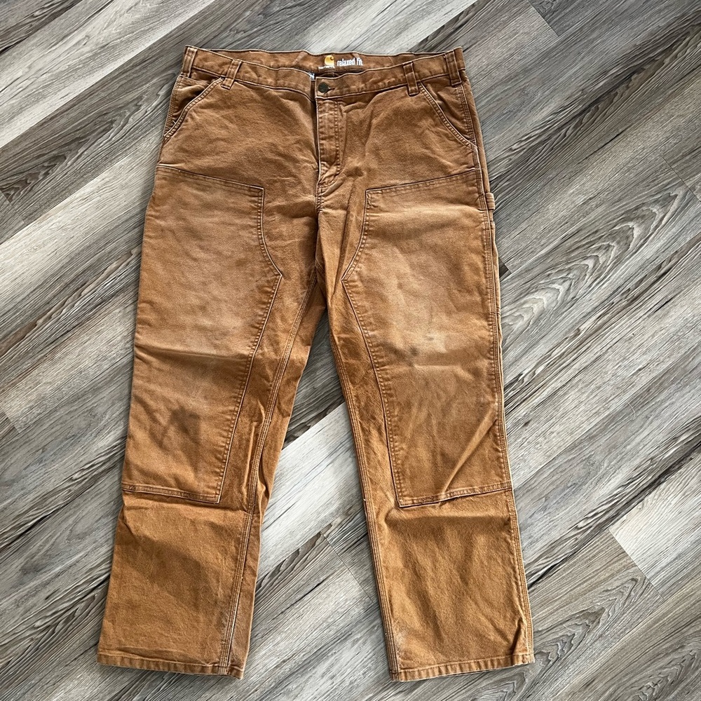 Women’s Carhartt Double knee Brown Work Pants size 42x32 perfect for Plus size